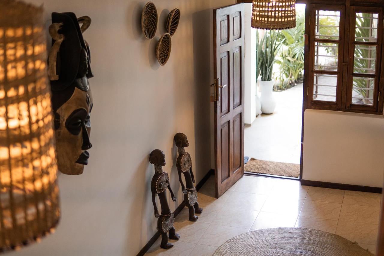 Kima Serviced Beach House & Suites 브웨주 외부 사진